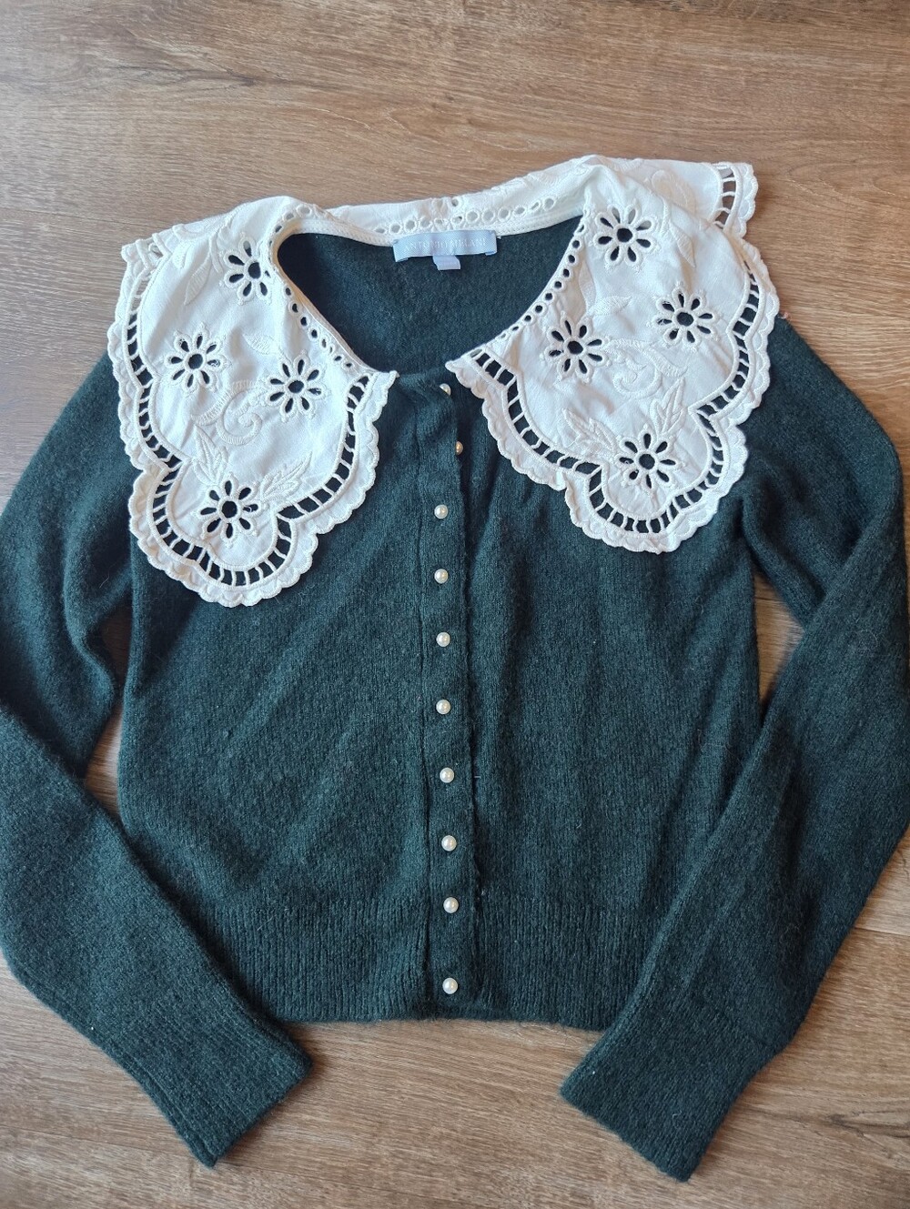 Antonio Melani Wool Blend Sweater Cardigan White Embroidered Peter Pan Collar - Picture 4 of 13